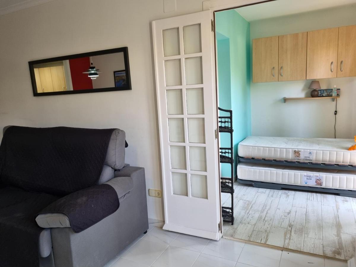 JAVEA - La Isla Bagian luar foto