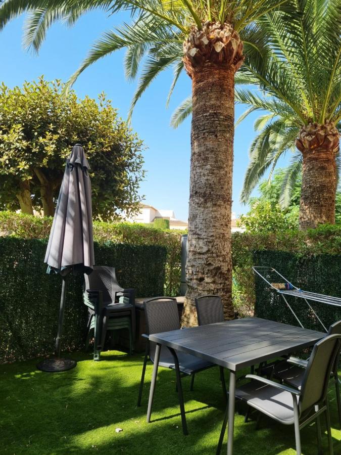 JAVEA - La Isla Bagian luar foto