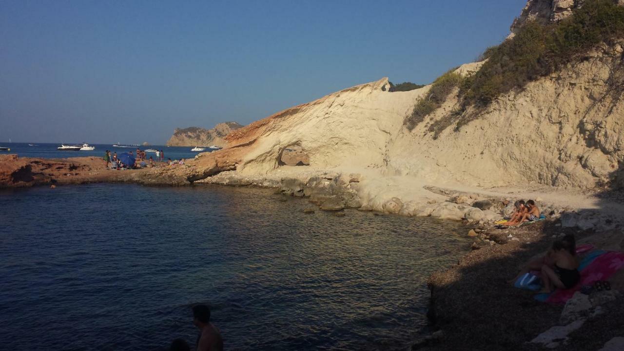 JAVEA - La Isla Bagian luar foto