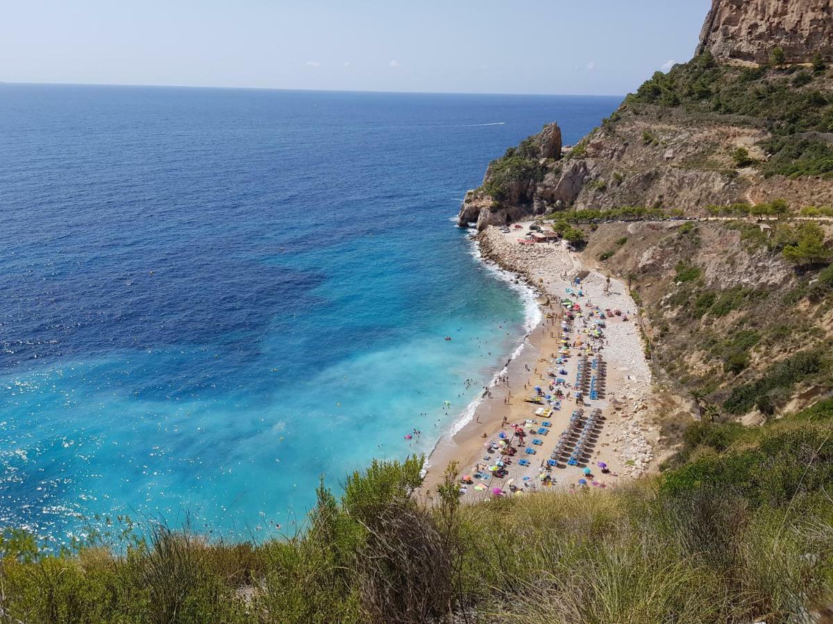 JAVEA - La Isla Bagian luar foto