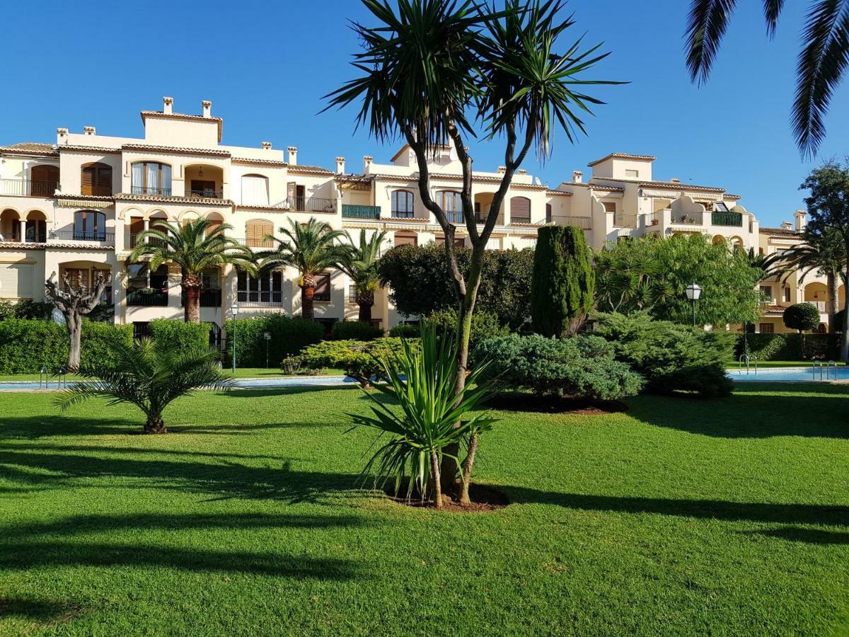 JAVEA - La Isla Bagian luar foto
