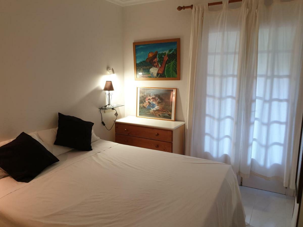 JAVEA - La Isla Bagian luar foto