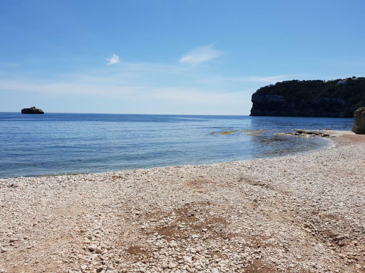 JAVEA - La Isla Bagian luar foto