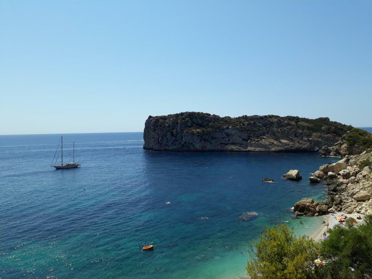 JAVEA - La Isla Bagian luar foto